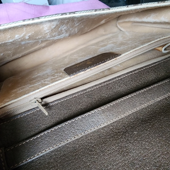 Authentic Gucci Vintage GG PVC Shoulder Bag - Picture 11 of 15